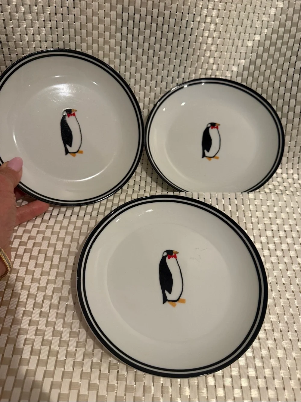 Boston Warehouse white ceramic